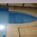 Lem bazénu rovný i oblý